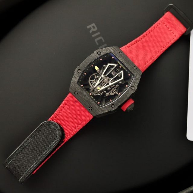 mau-richard-mille-rm27-03-che-tac-vo-carbon-sieu-nhe-1722594046.jpg