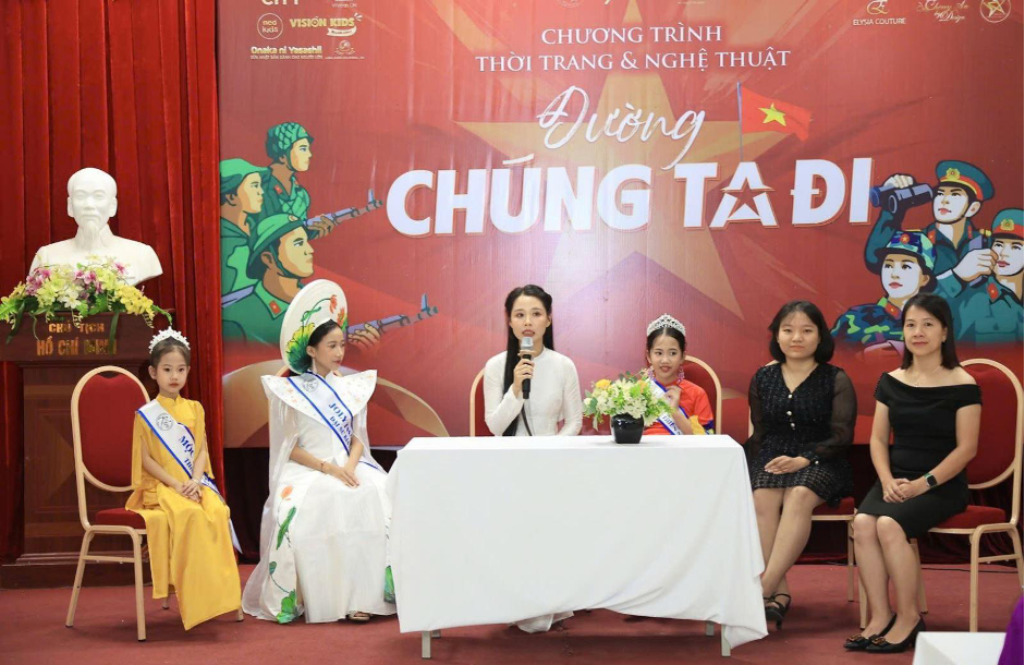 chuong-trinh-thoi-trang-1-1733215632.png